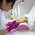 SEO Elements: Best Nail Salons, location, implies recency/relevance (Right Now).