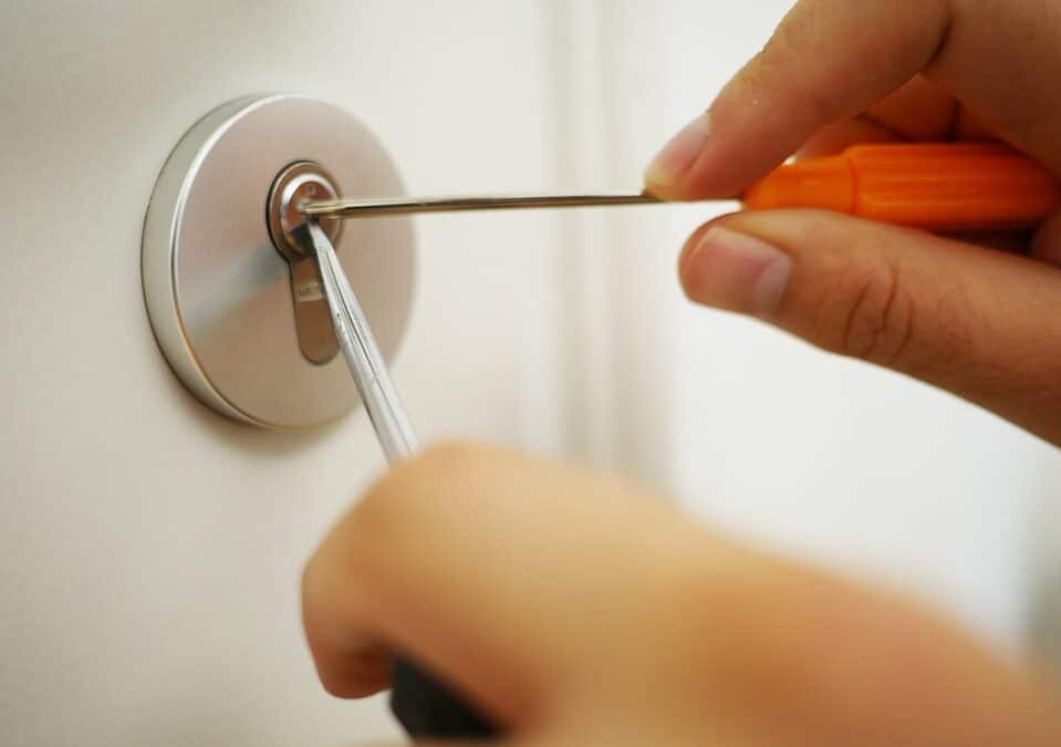 Your Guide to Setting Up a Profitable PPC Campaign as a Locksmith in Bradenton