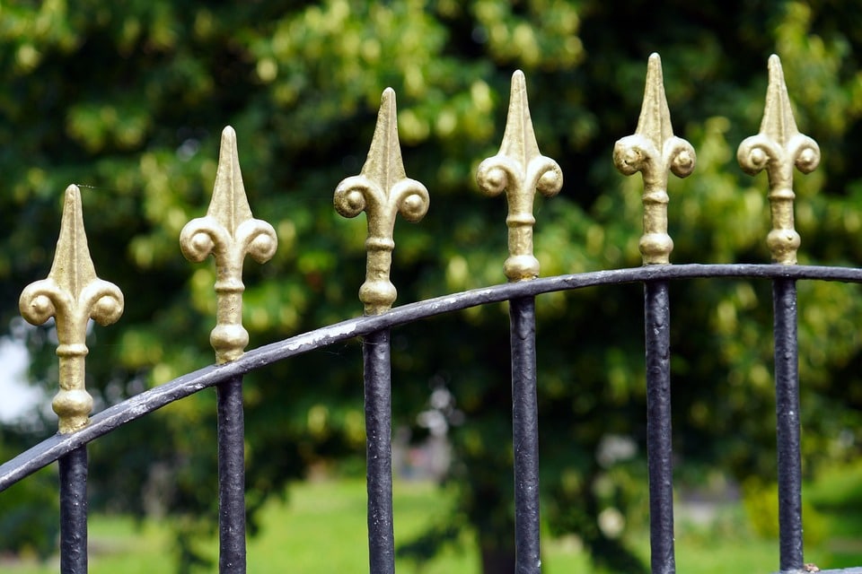 Fencing in Success: Unlocking the Power of PPC Advertising for Sarasota's Small Businesses!