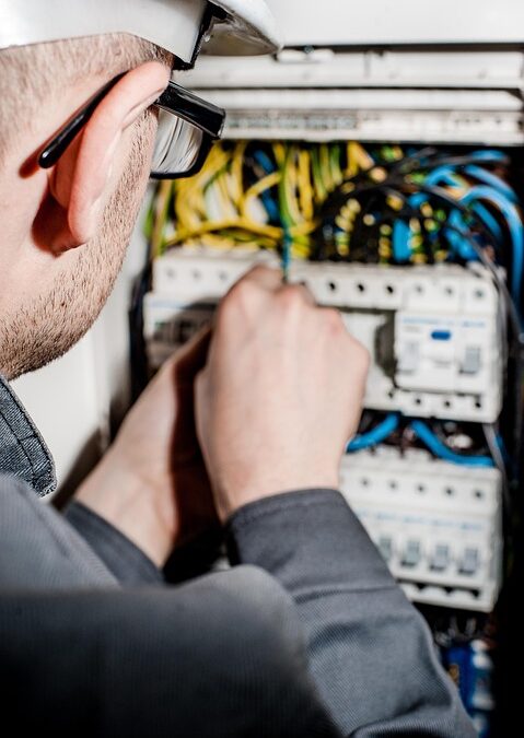 Illuminate Your Online Presence: The Top 5 SEO Benefits Every Sarasota Electrician Should Know