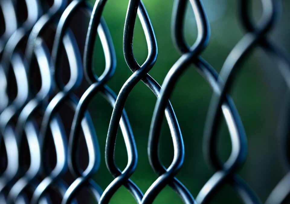 Navigating the Fence Installation Market in Bradenton: SEO Strategies to Stand Out!
