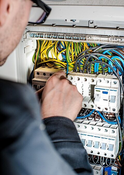 Watt's the Secret? How PPC Can Light Up Your Sarasota Electrical Business!
