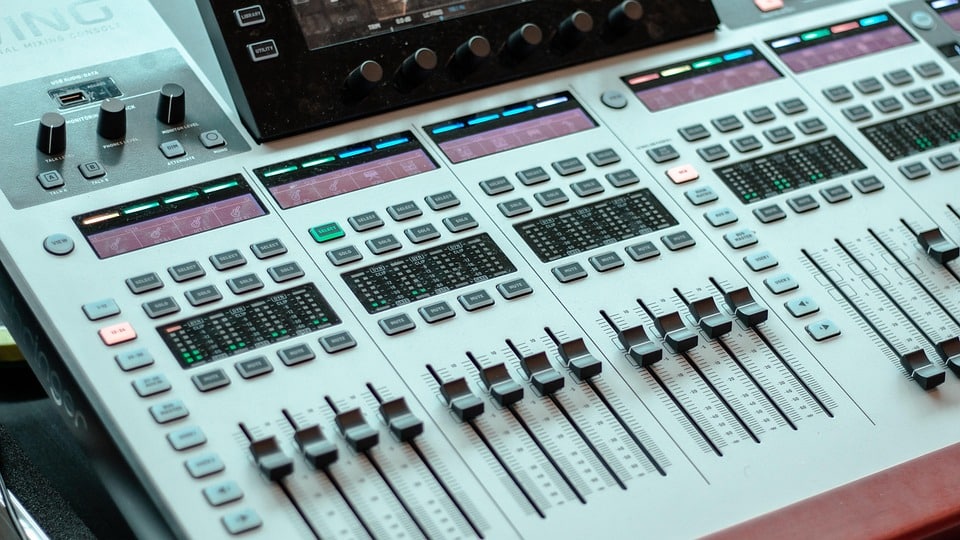 Buzzing to the Top: How SEO Can Elevate Your Sarasota Pest Control Business Above the Competition