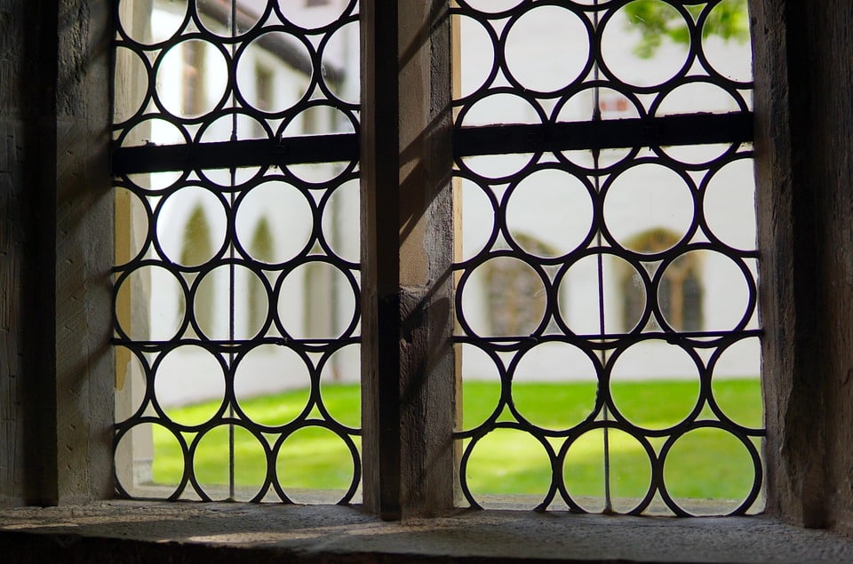 Clear Views, Clear Goals: How PPC Can Transform Your Sarasota Window Cleaning Business
