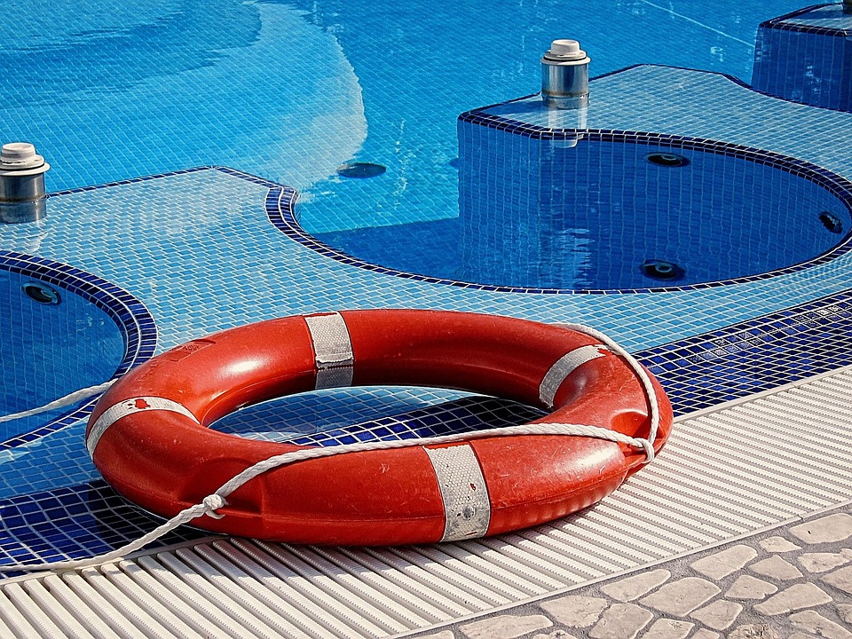 Dive Into Growth: Using SEO to Attract More Pool Cleaning Clients in Bradenton