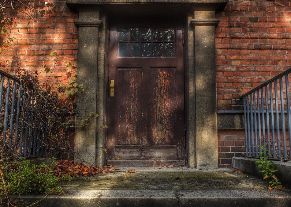 Elevate Your Brand: Harnessing the Power of PPC for Garage Door Repair Success in Bradenton!