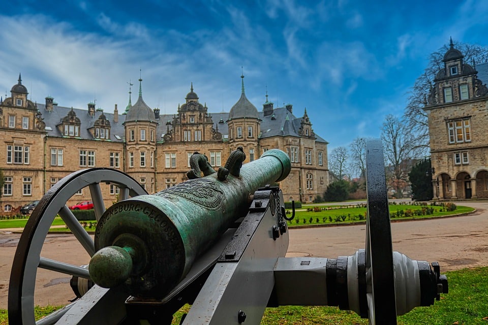 Patio Builders Unite: Mastering Local SEO to Win Over Bradenton Homeowners