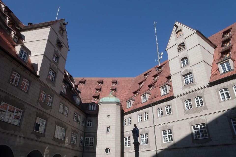 Rev Up Your Towing Business: Why Sarasota Owners Need PPC to Stay Ahead of the Curve