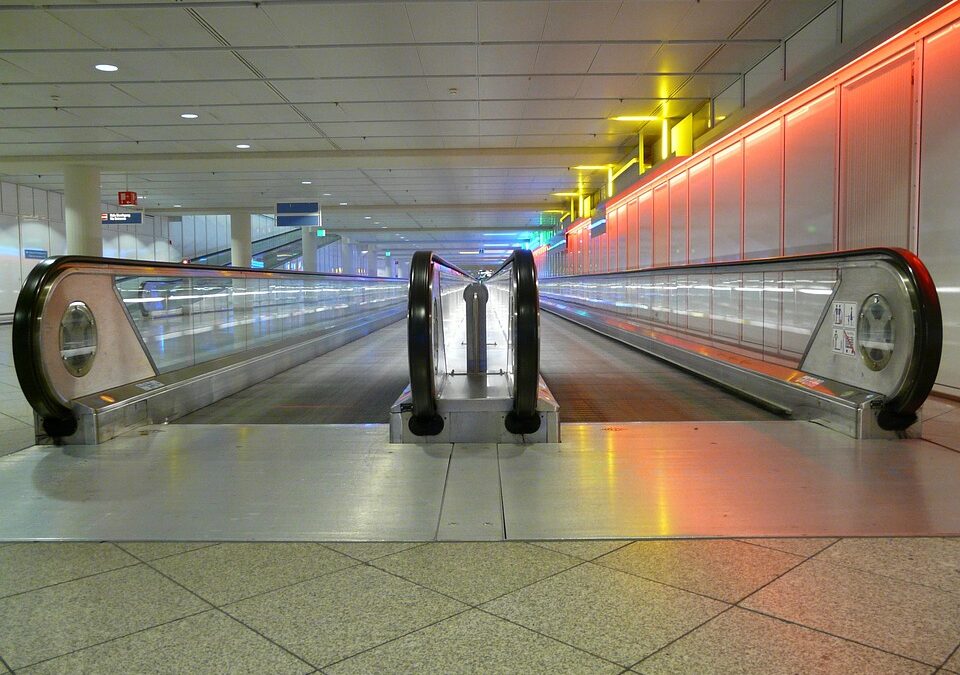 Rolling Out the Welcome Mat: Why Sarasota Moving Companies Should Invest in PPC for Instant Visibility