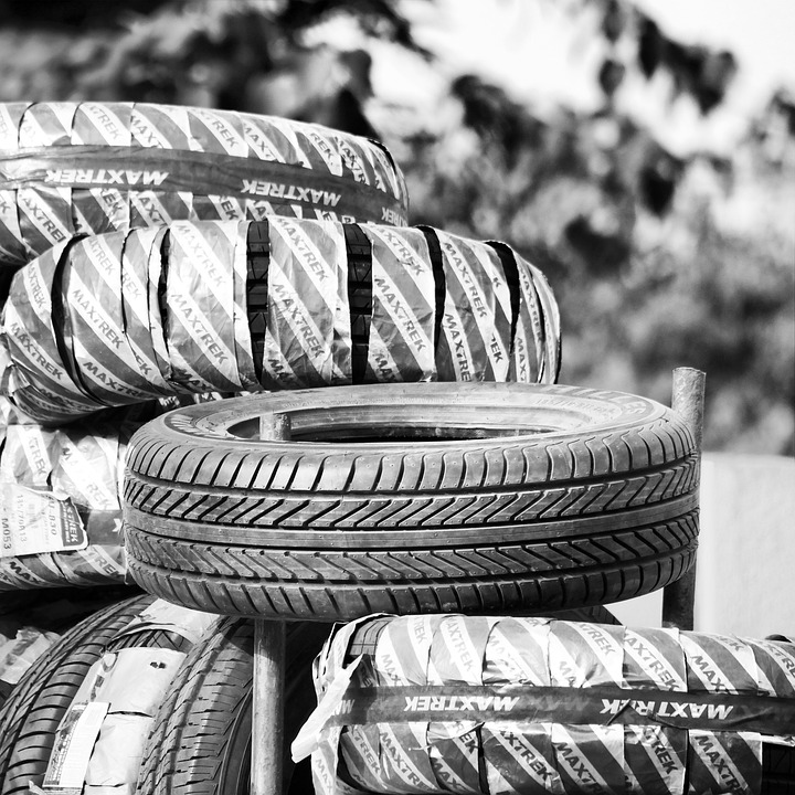 Steering Traffic Your Way: The Essential Guide to PPC Strategies for Sarasota Towing Companies