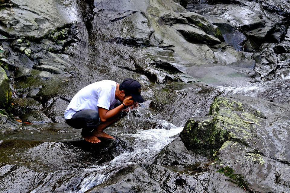 Blast Away Competition: How PPC Advertising Can Elevate Your Bradenton Pressure Washing Business!