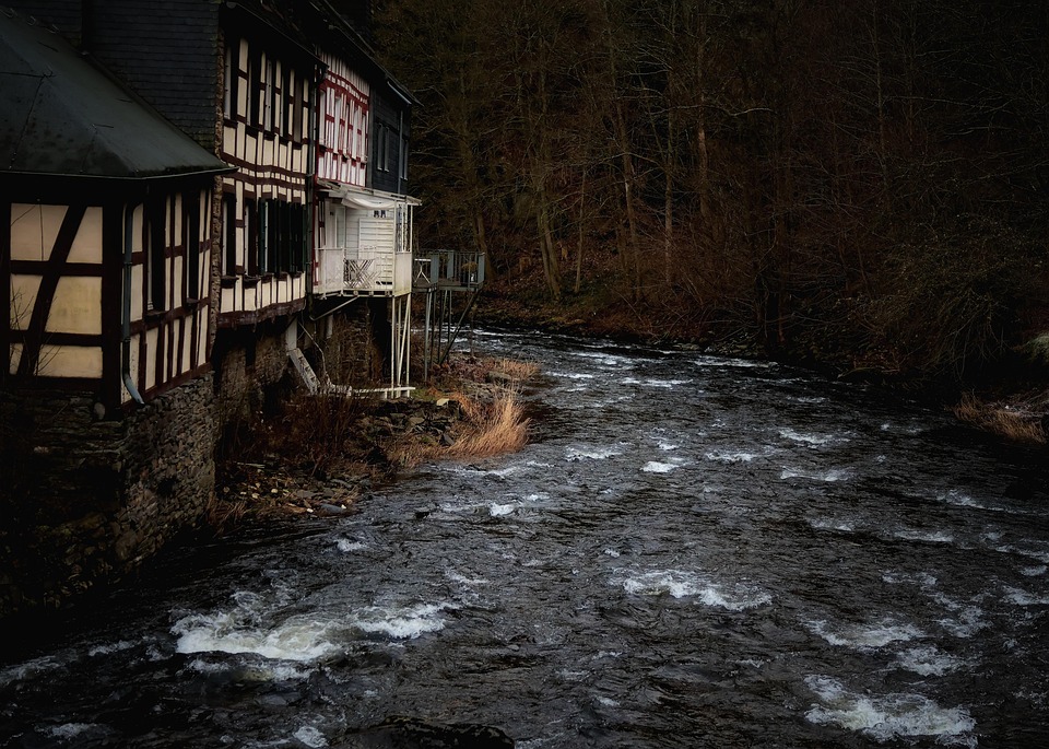 Boost Your Business While You Clean: 5 SEO Tips for House Cleaners in Bradenton