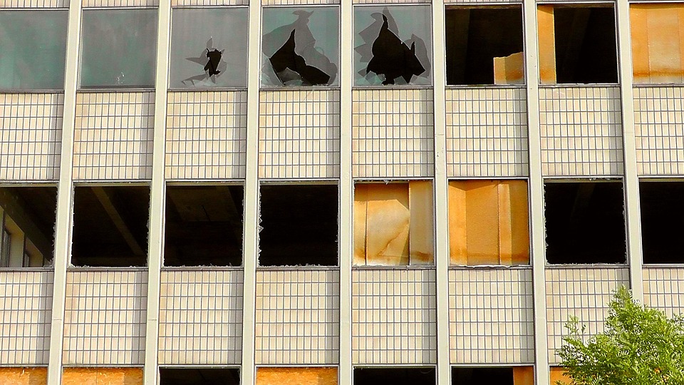 Demolishing Barriers: Unlocking the Power of PPC Advertising for Local Contractors in Bradenton