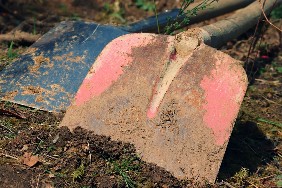 Digging Deeper: Uncover the Hidden Benefits of SEO for Sarasota's Landscape Professionals