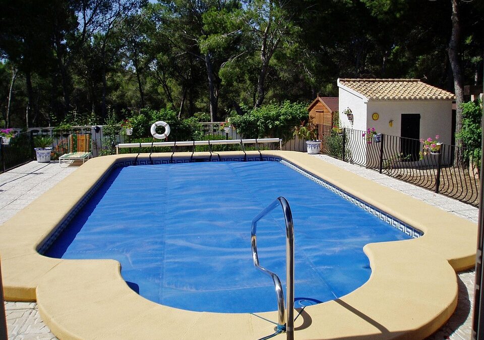 From Hidden to Hired: How SEO Can Help Your Bradenton Pool Cleaning Service Shine
