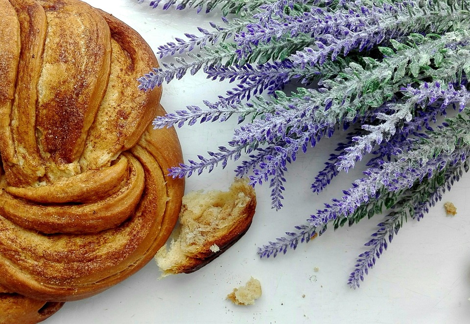 From Oven to Online: Using PPC to Attract Local Customers to Your Sarasota Bakery