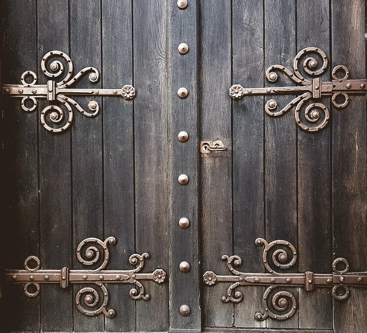 From Side Hustle to Success: Leveraging SEO to Elevate Your Sarasota Door Installation Business