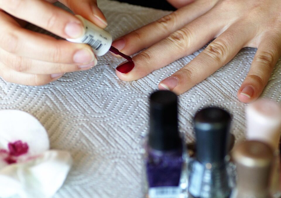 Nailing It with PPC: Why Your Bradenton Nail Salon Needs Targeted Ads