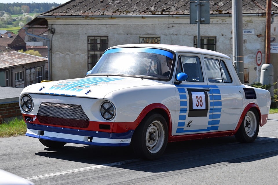 Tide Over the Challenges: How PPC Can Boost Visibility for Your Sarasota Water Damage Restoration Business