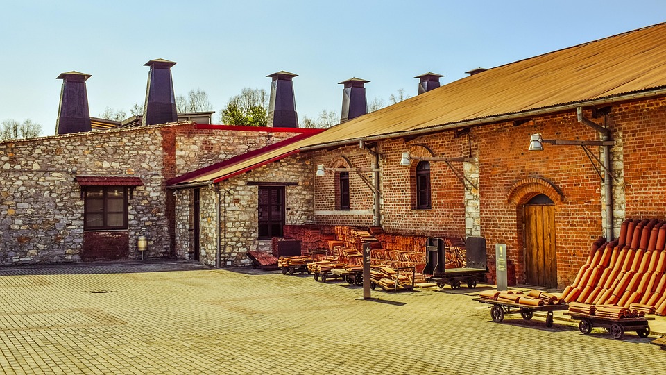 Cash Flow Like Water: The Transformative Impact of PPC Advertising on Bradenton’s Water Damage Restoration Industry