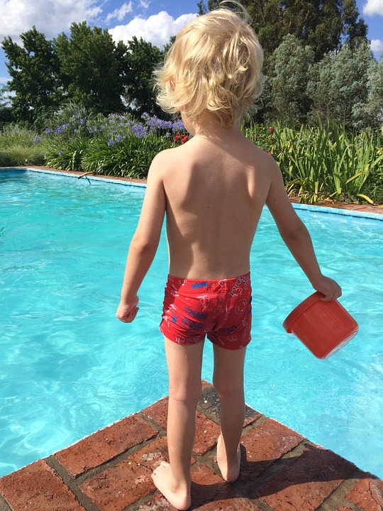 Cleaning Up Online: How Bradenton Pool Cleaning Companies Can Benefit from Local SEO