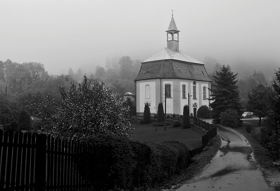 Fencing Your Way to the Top: How Local SEO Can Transform Your Sarasota Fence Installation Business