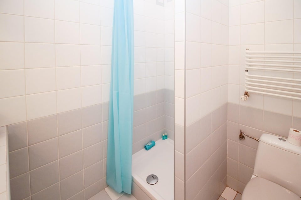 “From Drab to Fab: Boosting Your Sarasota Bathroom Remodeling Sales with Smart SEO Strategies”