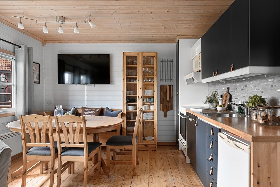 Navigating the Sarasota Real Estate Jungle: Why SEO is Your Best Survival Tool