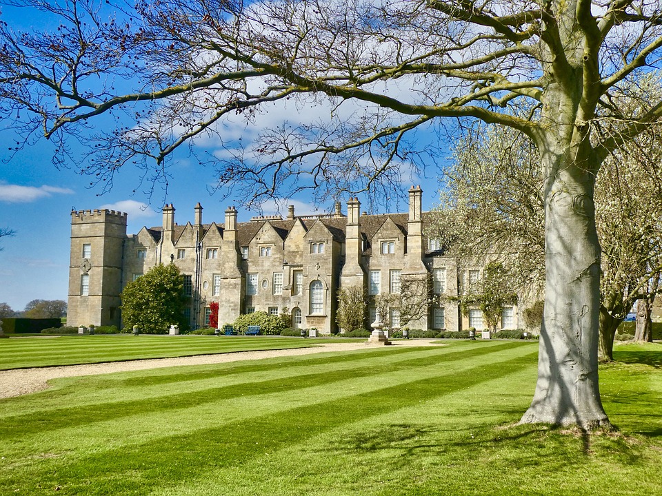 Skyrocket Your Sarasota Property Management Business: How PPC Can Fill Your Rental Vacancies Fast!