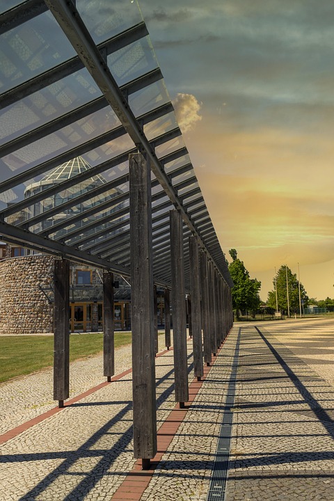 Steer Clear of Obscurity: 5 SEO Strategies That Will Boost Your Bradenton Driving School's Visibility